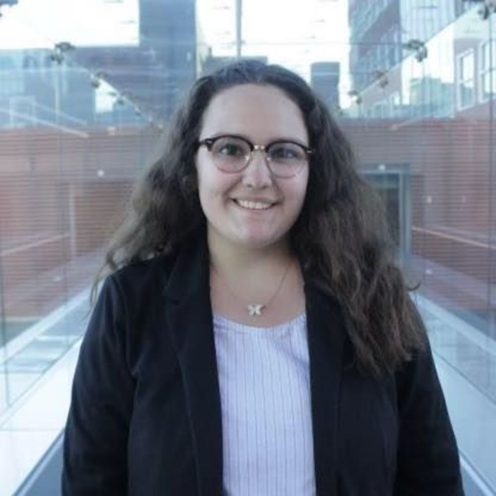 Meet your Posher, Maddy